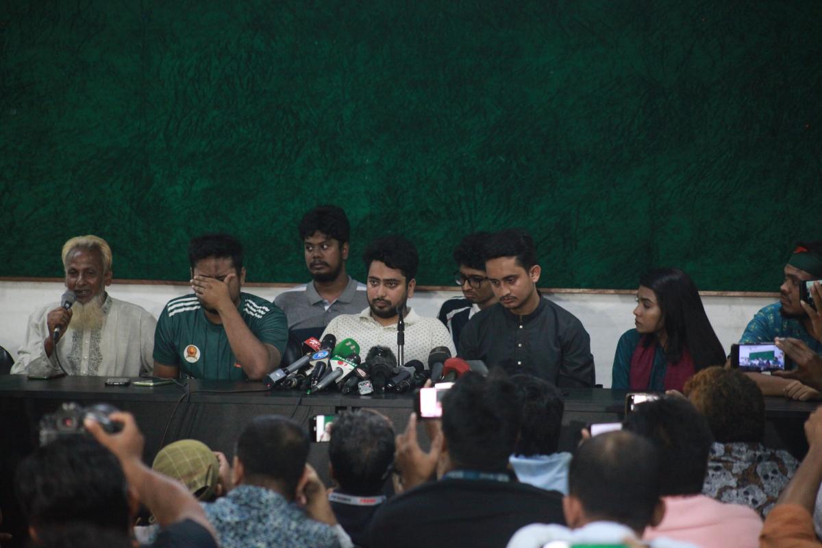 Rokter Bonyay, Bheshe Jabe Onjay